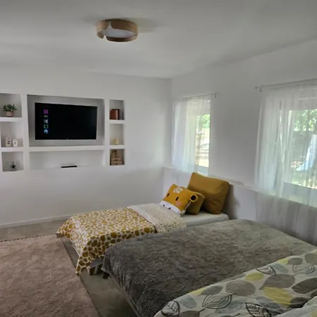 Apartment Tiha Tisa Curug